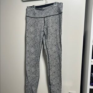 Lululemon Black and White Patterned Leggings